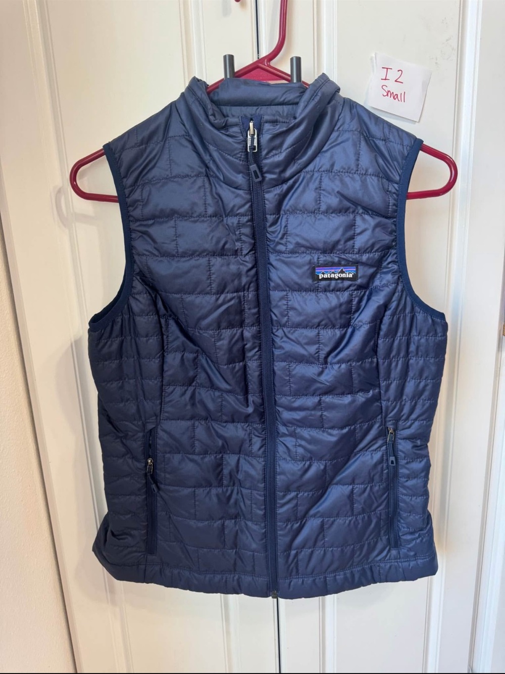 Patagonia Navy Quilted nano puff Vest, small (i2)